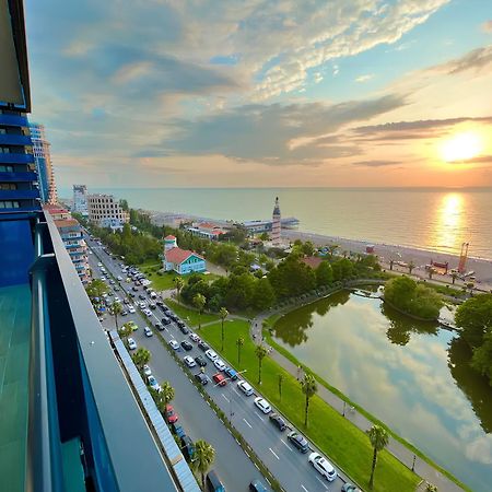 Panorama Orbi Beach Resort Center Suite Батуми Екстериор снимка