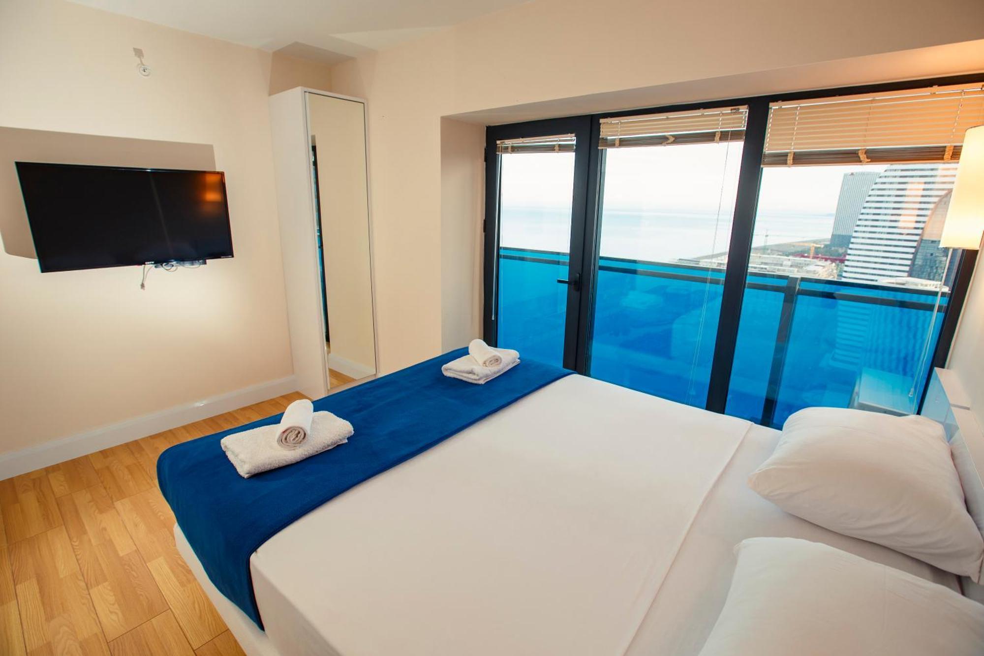 Panorama Orbi Beach Resort Center Suite Батуми Екстериор снимка
