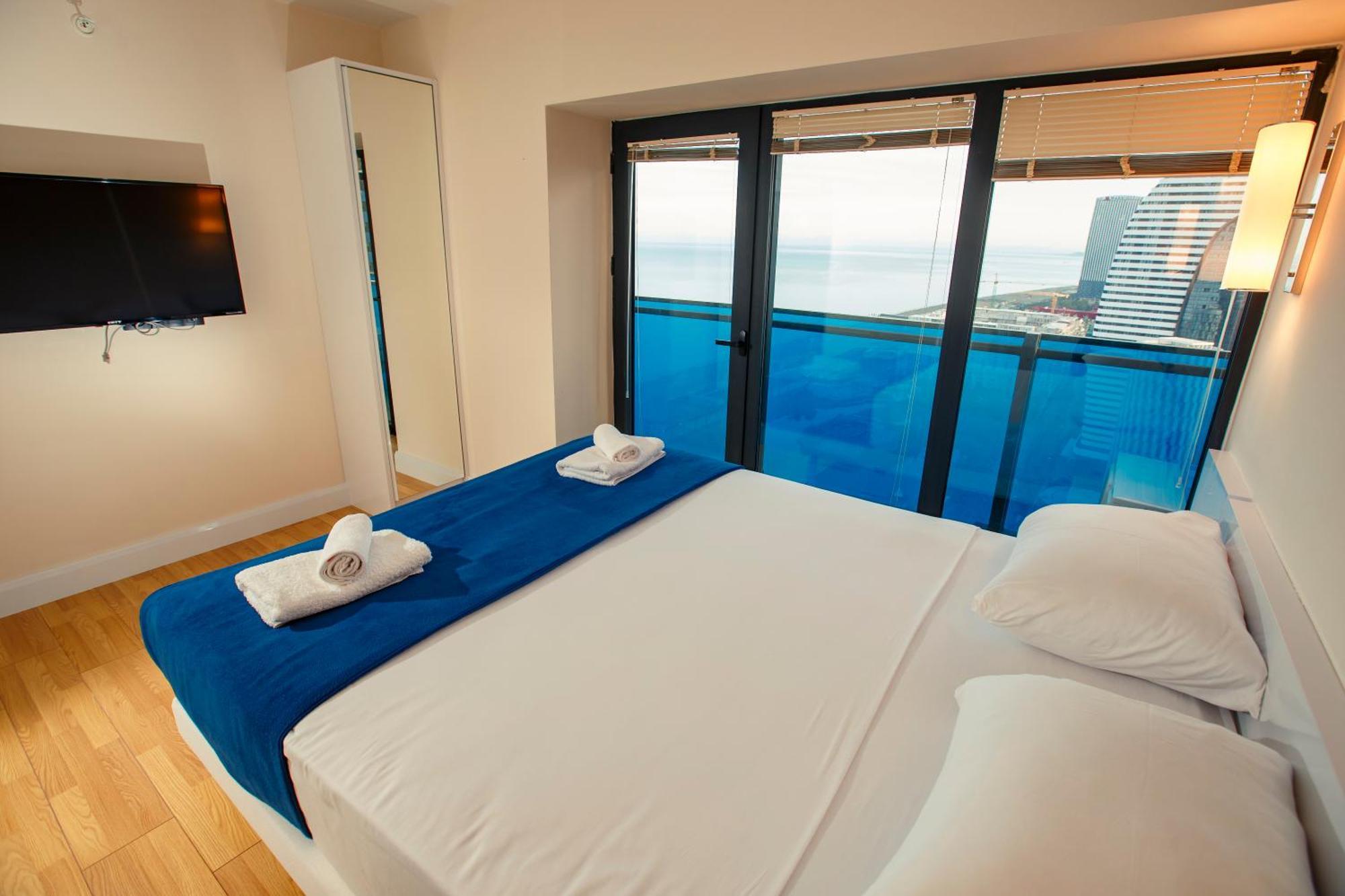Panorama Orbi Beach Resort Center Suite Батуми Екстериор снимка